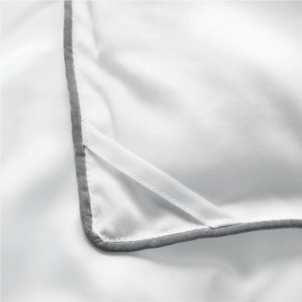 CASALUNA NWT premium cooling down alternative duvet insert -full/queen
